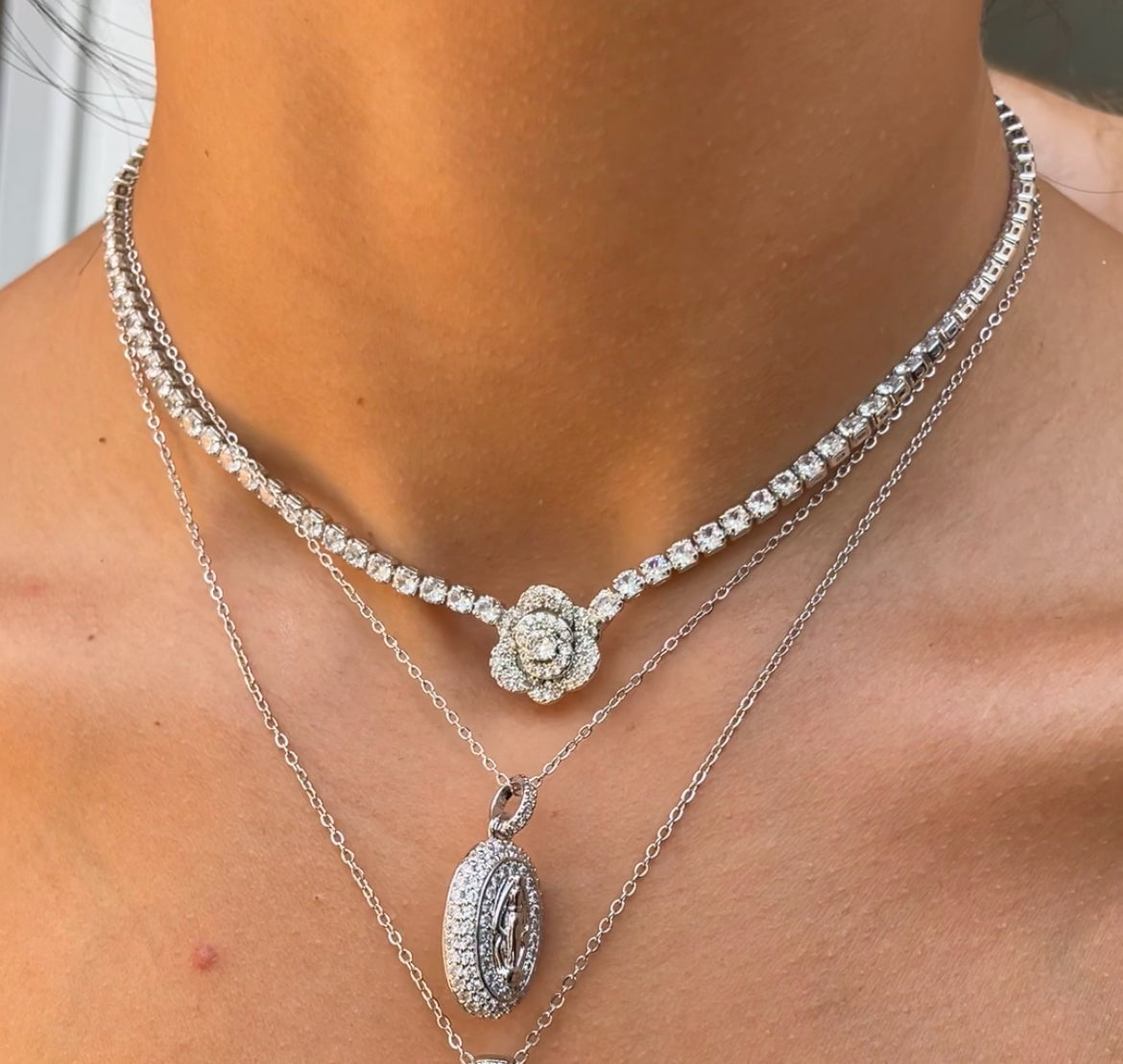 Chocker tennis camelia