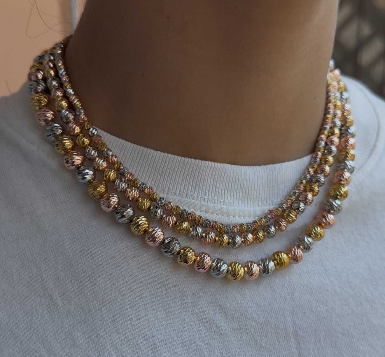 Lustre necklaces