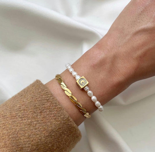 Bracciale perla di fiume e cubo iniziale