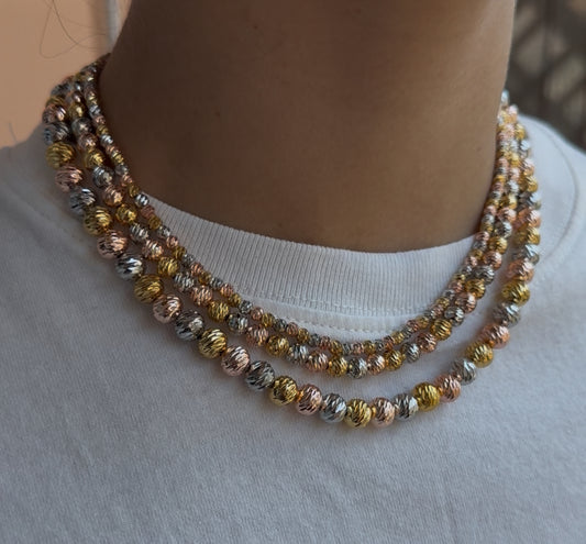 Lustre necklaces
