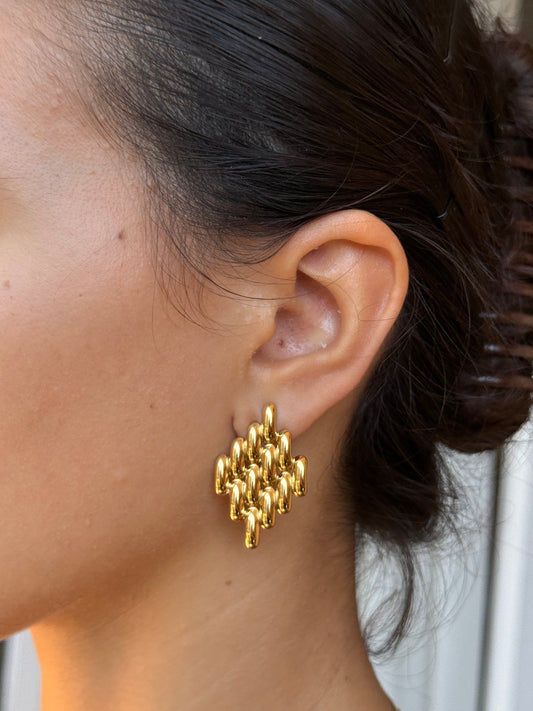 Rolling earrings